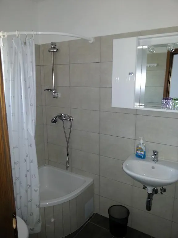 Guest House Kusen Rasopasno